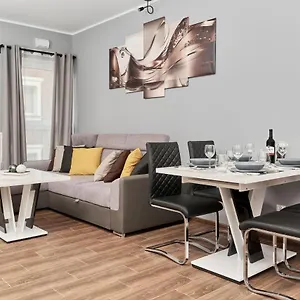 apartments-wroclaw-jana-pawla-ii-by-renters.hotelswroclaw.com/